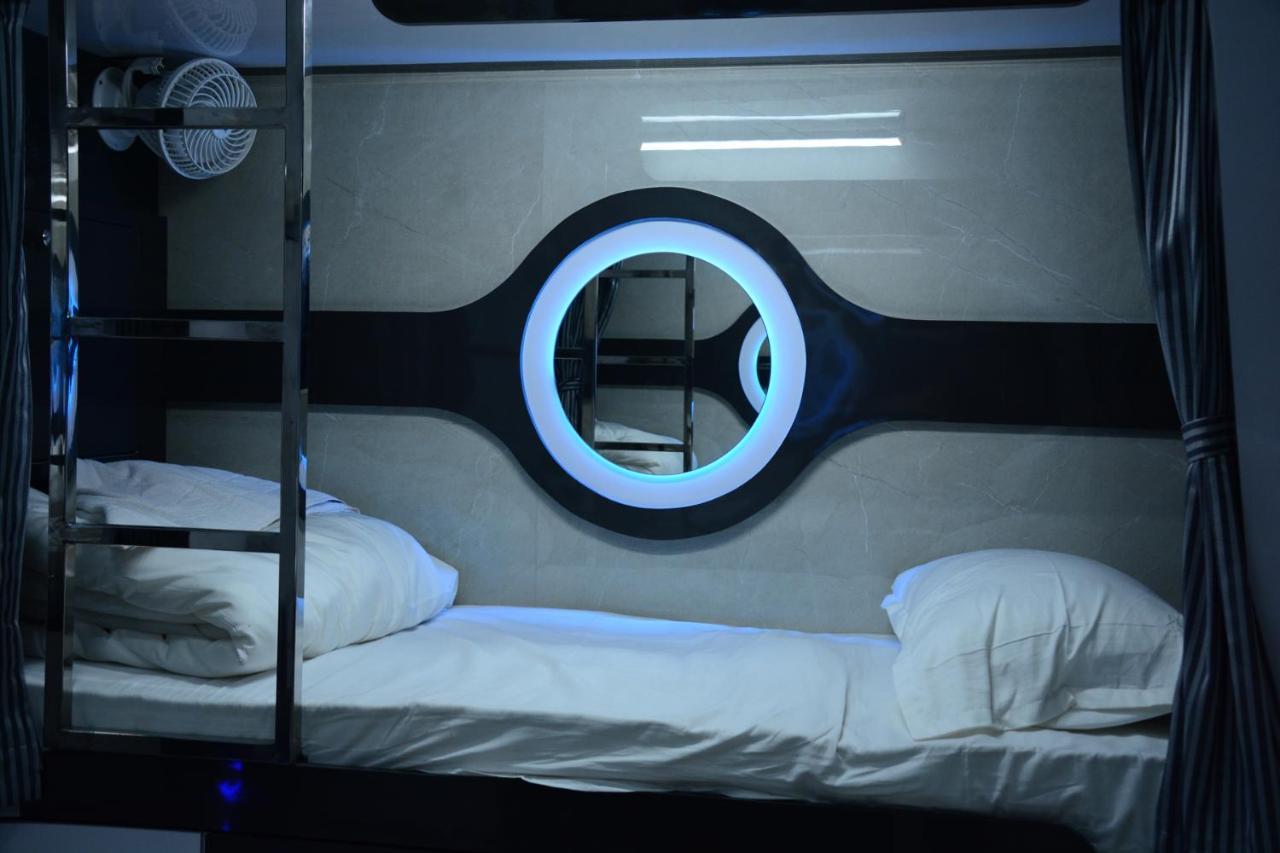 Ocean Dormitory Мумбаї Екстер'єр фото